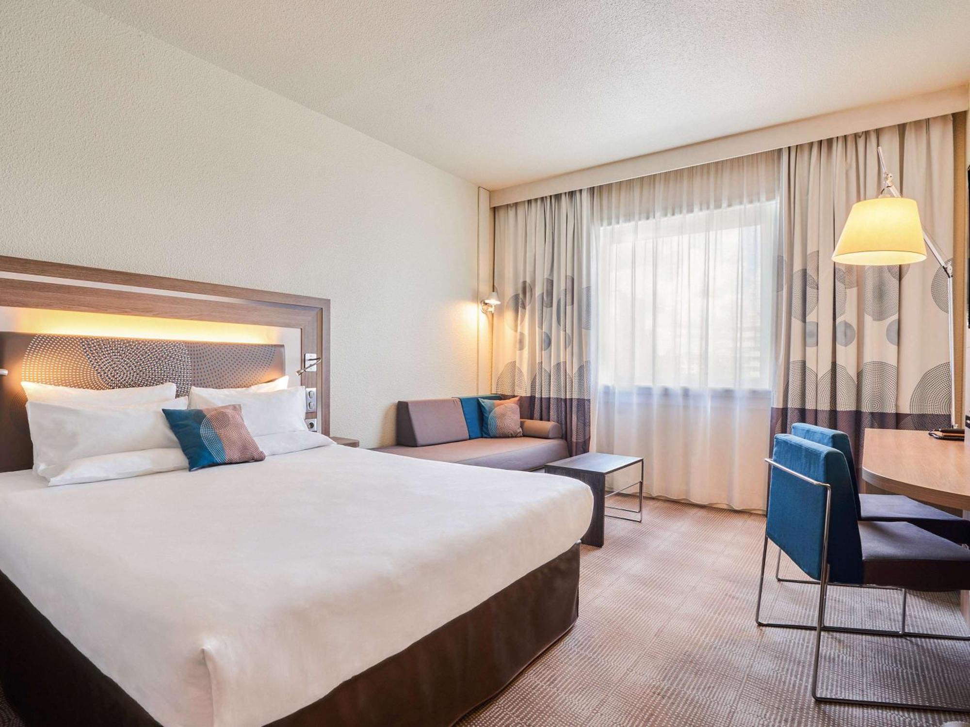 Novotel Paris 17 Exterior photo